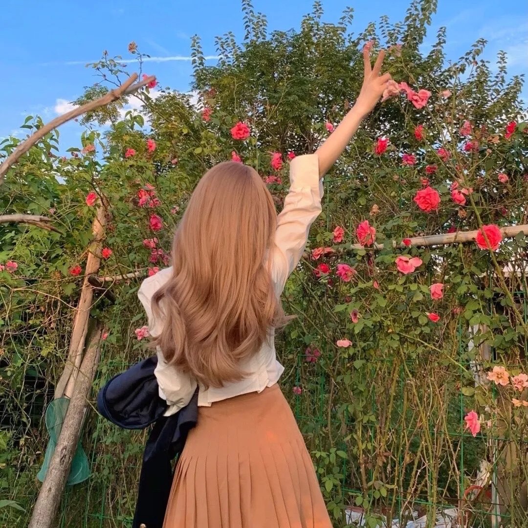 到了联谊会上发现连一个女生都没有