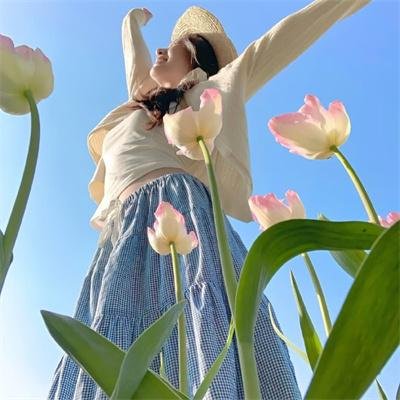 俺干掉了蕾丝边老婆，把这娘们吊在了肉钩子上，于是俺现在跟迪士尼签了三部电影的合约啦